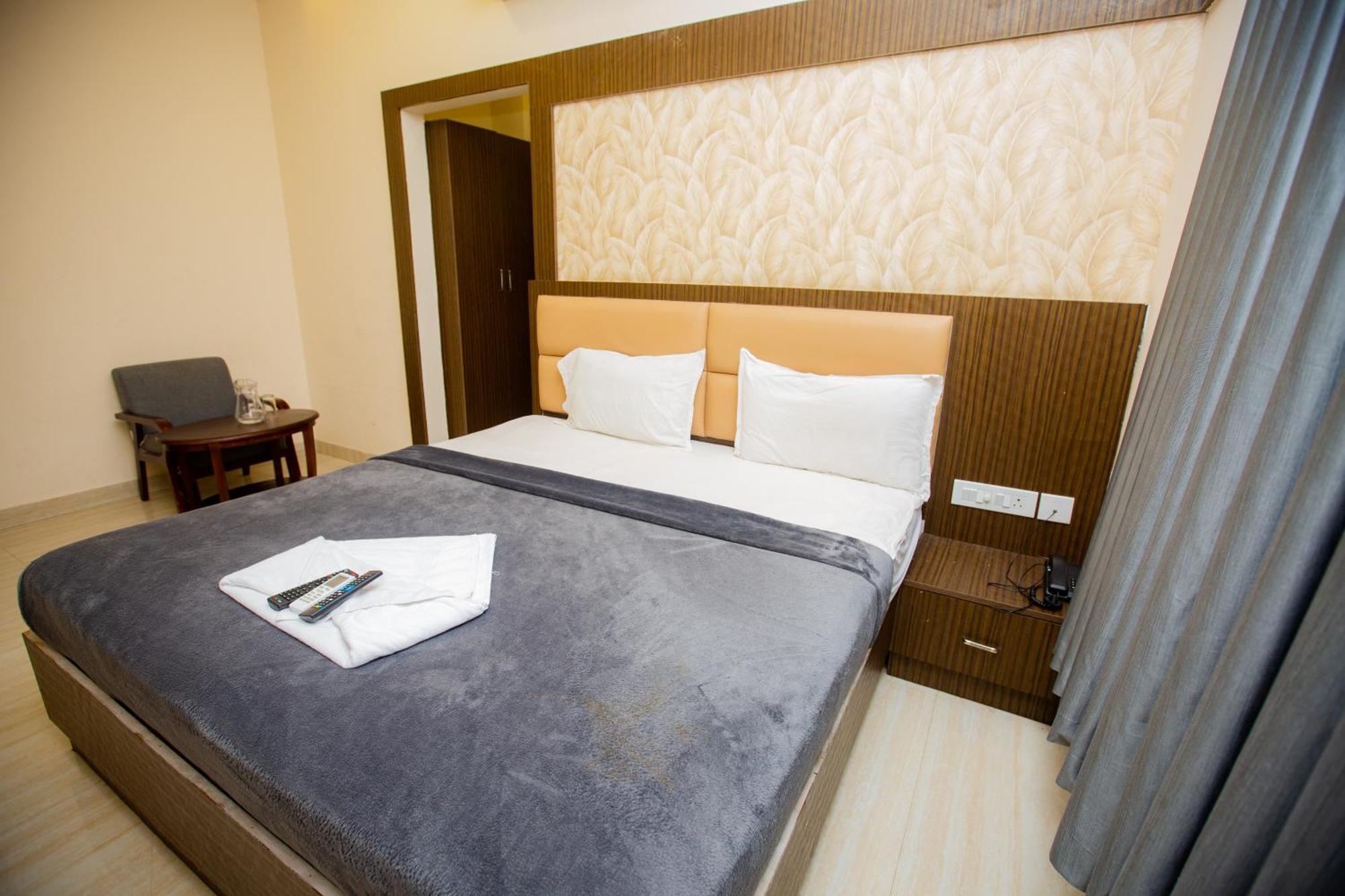 Deluxe Single Room